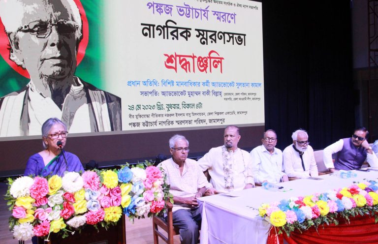 received_1319756145305698